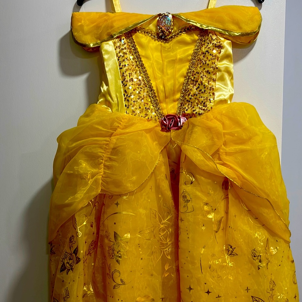 Disney Girl’s Belle costume